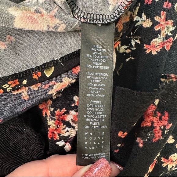 White House Black Market Floral Blouse w/ Mesh Shoulders & Tiered Sleeves Small - Picture 12 of 12